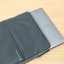 ASUS ZenScreen OLED MQ16FC in de hoes