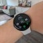 Google Pixel Watch 4 - mediabediening (via Spotify)