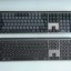 Logitech MX Mechanical (boven) naast de MX Keys (onder)