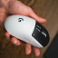 Logitech G Pro X2 Superstrike in de hand
