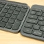 Logitech Signature Slim Solar+ K980 naast de MX Keys S (links)