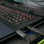 MSI Titan 18 HX (A2W) aansluitingen rechts