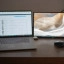 ASUS ZenScreen OLED MQ16FC in gebruik