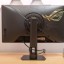 ROG Strix XG27JCG achterzijde met RGB-verlichting