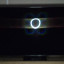 TCL CrystGlow antireflectie: de weerkaatsing van de ringlight is kleiner, maar geconcentreerder