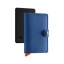 De Chipolo x Secrid Miniwallet Trackable is verkrijgbaar in zwart en blauw.