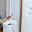 De Airthings View Plus hangt ook in veel Nederlandse scholen.