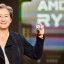 AMD CEO Lisa Su toont de nieuwe AMD Ryzen 6000 processor voor laptops