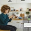 De Roomba geeft het aan als je even moet assisteren