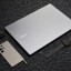 De Samsung Galaxy S24 Ultra naast de GalaxyBook en Galaxy Watch