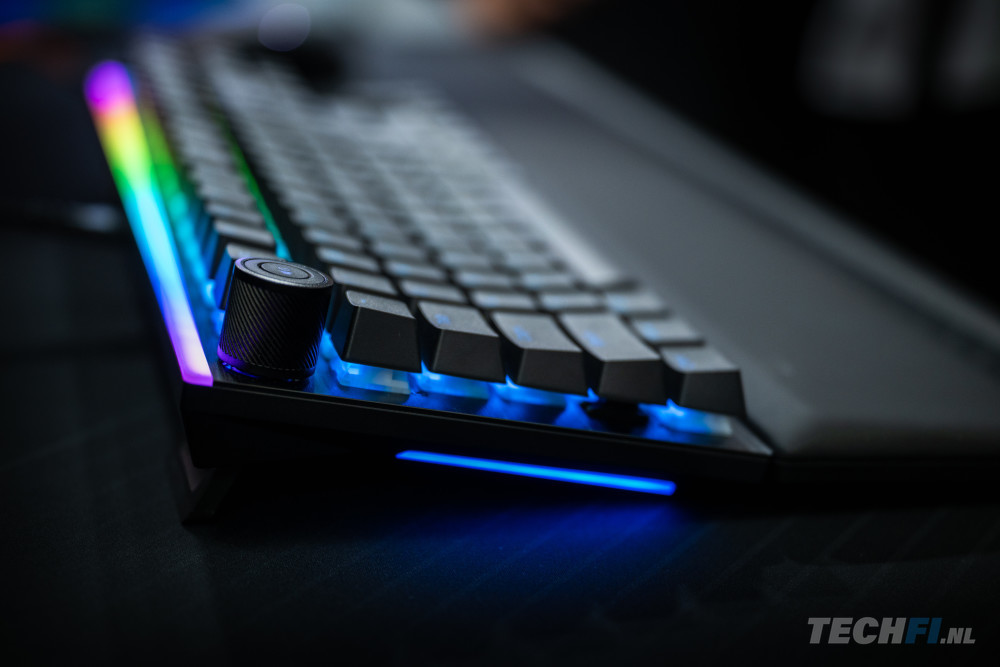 Be quiet Light Mount TKL zijaanzicht met draaiwiel