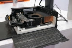 Geometric Future toonde innovatieve behuizingen op Computex, waaronder vouwbare kastjes