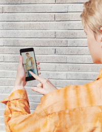 De Samsung Galaxy A53 5G heeft een veel luxere selfiecamera dan de A33 5G.