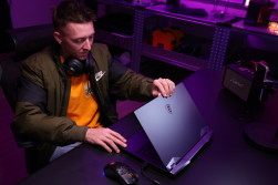 MSI Raider GE gaming laptop