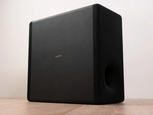 De Sony SA-SW3 subwoofer is de 'kleine' optionele subwoofer. 