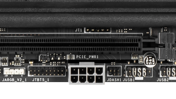 MSI MAG 860 Tomahawk WiFi detail PCIe power