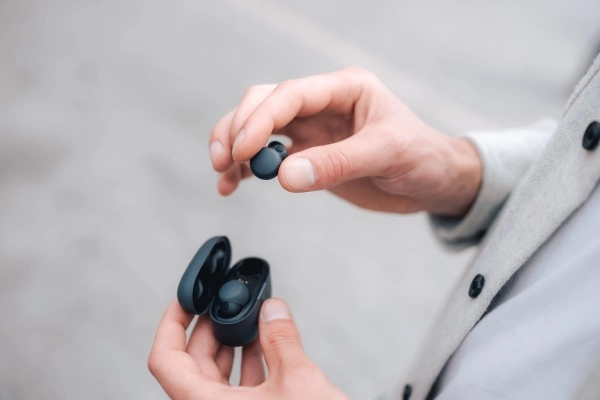 Sony LinkBuds S en oplaadcase