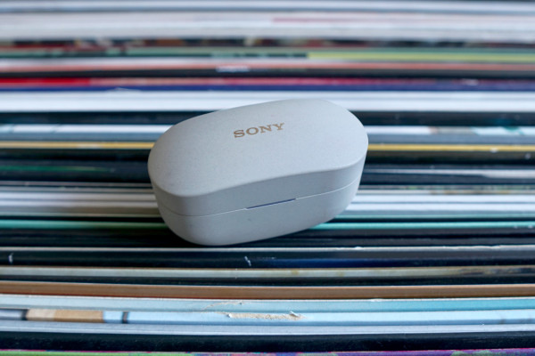 Sony WF-1000XM4