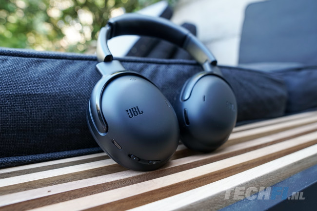 JBL Tour One M3