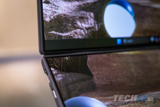 De nieuwe Zenbook Duo voor 2026 heeft een veel minder opvallend scharnier tussen de twee vernieuwde OLED-schermen.