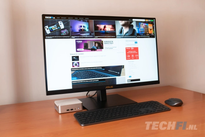 De ASUS VA27ACFSN is een strakke USB-C docking monitor met een opvallend hoge beeldsnelheid.