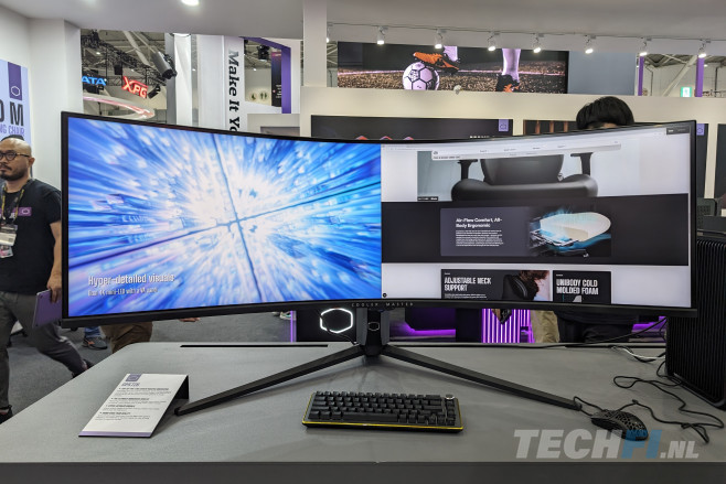 Cooler Master doet mee met de groten en komt met een 57-inch superwide gaming monitor