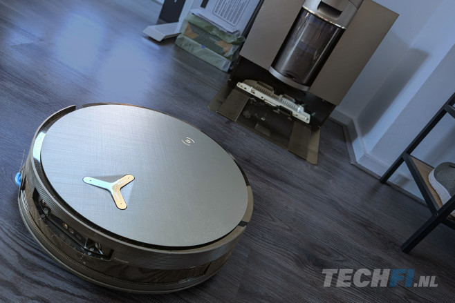 De Ecovacs Deebot X12 Omnicyclone is een luxe robotstofzuiger met zakloos basisstation en uniek sproeisysteem. De prijs in de praktijk valt een stuk lager uit dan bij introductie.