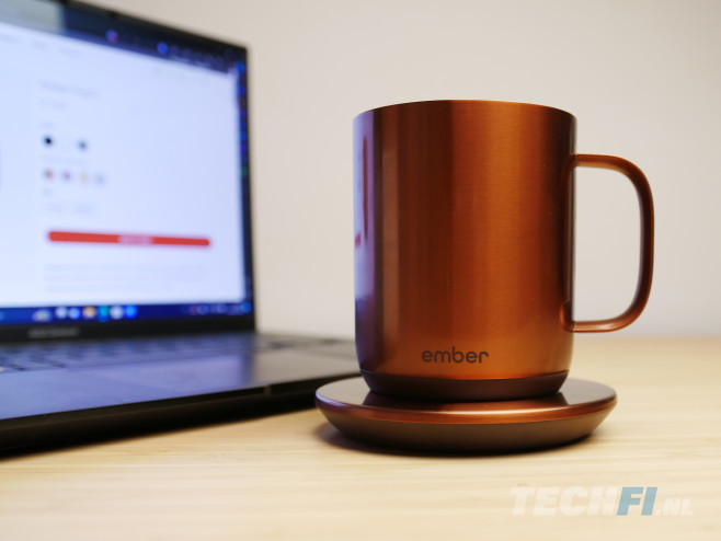 De Ember Mug 2 is een peperdure mok die nauwkeurig je koffie, thee of andere warme drank op temperatuur houdt.&nbsp;