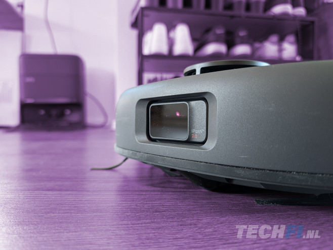 De Eufy Omni C28 is een middensegment robotzuiger die in de praktijk voor een toegankelijk bedrag in de winkel ligt. Voor het geld krijg je een compleet basisstation, LiDAR-navigatie en uitstekende schoonmaakprestaties. Alleen AI zit er niet bij.
