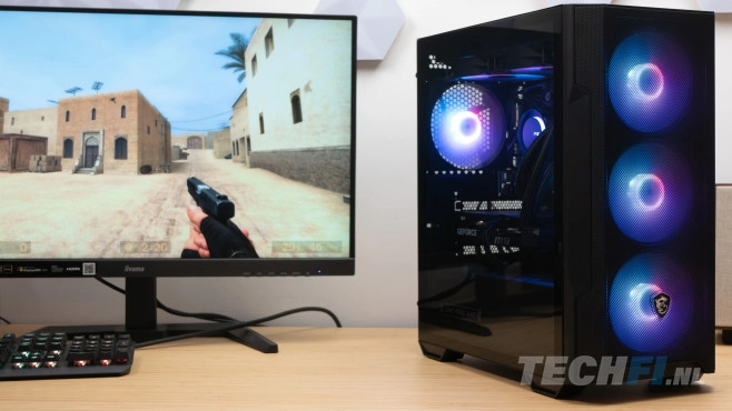 De Ik hoor je Gaming PC wordt geleverd door FlowUp als Powered by MSI systeem, met goedkeurend stempel van influencer en gaming personality Don Kaaklijn (exclusief monitor, toetsenbord en muis).