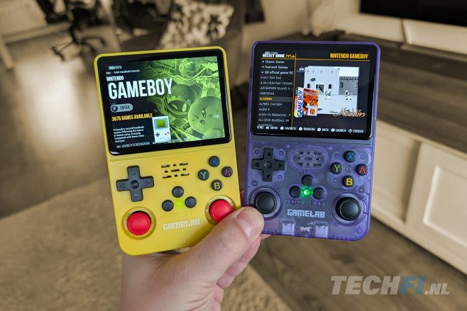 De Gamelab console is een retro handheld waarop je oude games met behulp van emulatie kunt spelen. Het lijkt een koopje, maar dat valt toch tegen.