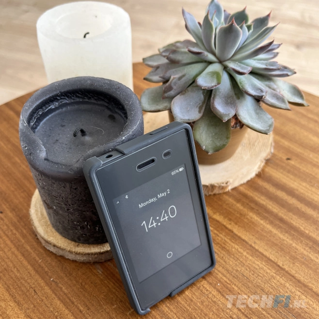 Longread - de Light Phone II review: van iPhone naar dumb phone (en wijzer weer terug)