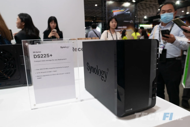 De Synology DS225+ zoals die eerder dit jaar te zien was op Computex in Taiwan.