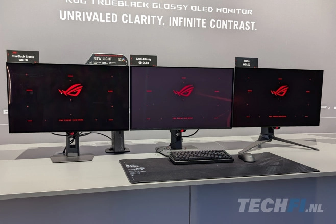 ASUS zet flink in op 'True Black Glossy', een nieuwe coating voor OLED-monitoren die het contrast optimaal toont en reflecties minimaliseert.