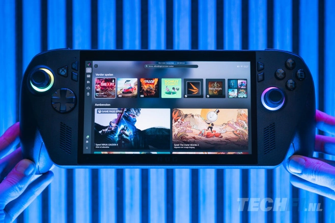 De ROG Xbox Ally X is de eerste pc handheld console met de Xbox full-screen experience erop.<br />
Alle foto's bij dit artikel zijn gemaakt door Tom Kauwenberg.