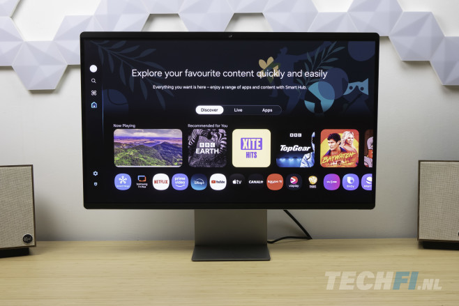 De Samsung Smart Monitor M9 combineert kenmerken van een Samung smart TV en een OLED gaming monitor.