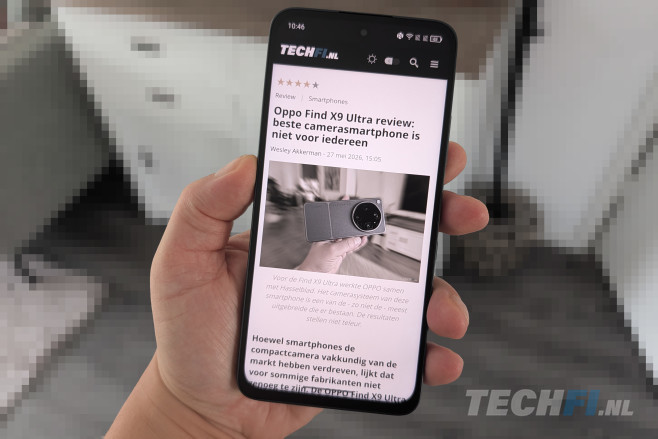 De TCL Nxtpaper 70 Pro smartphone onderscheidt zich van het enorme aanbod aan betaalbare, vergelijkbaar geprijsde modellen met een ingenieus, bijzonder rustig beeldscherm dat naadloos kan schakelen tussen meerdere kleurweergaves en zwart-wit.