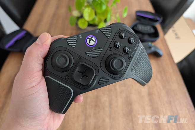 De Turtle Beach Victrix Pro BFG Reloaded is een vernieuwde versie met hall effect triggers en sticks en een optionele Fightpad.