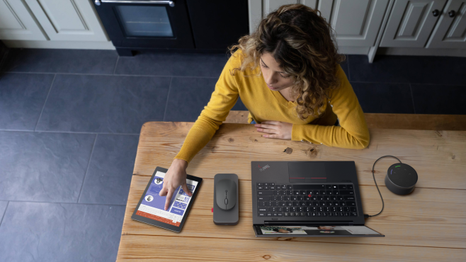 Lenovo Go accessoires haken in op de 'hybrid working' trend