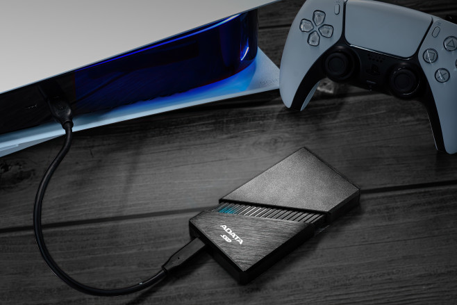 De Adata SE920 USB4 ssd moet ook zeer geschikt zijn voor game consoles, al zal hij daarmee op USB 3.2 snelheid werken, met hooguit 10 Gbit/s.