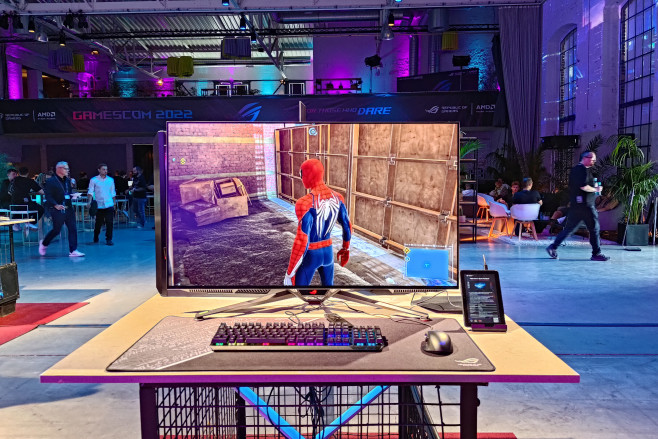 ASUS toont OLED gaming monitoren en de ROG Swift PG27UQR, een 160 Hz 4K monitor