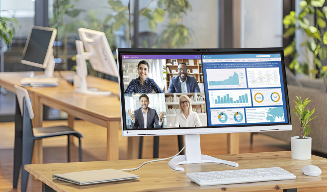 De EIZO FlexScan EV3450XC is een ultrawide monitor met heel erg veel ingebouwde voorzieningen en aansluitingen.&nbsp;