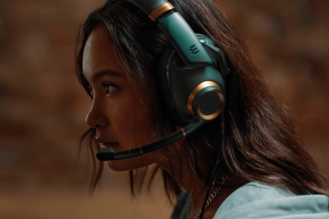 EPOS H6PRO bundel met GSX 300 biedt een aardige besparing als je een high-end gaming headset met aparte geluidskaart zoekt