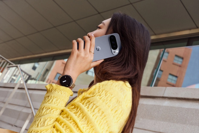 De Pixel 10 Po komt in de nieuwe kleur Moonstone en krijgt een 100x zoomfunctie.