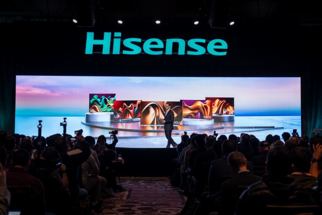 De Hisense 110UX moet met ongekende lichtopbrengst tone mapping overbodig maken