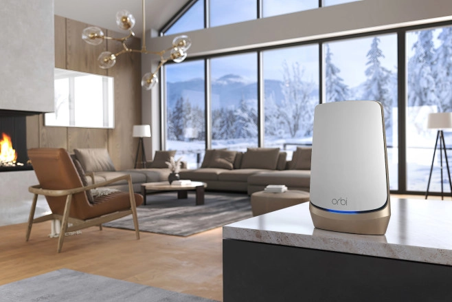 Met WiFi 6E en maar liefst vier radio's aan boord is de Netgear Orbi 960 de best manier om overal in huis de hoogste internetsnelheid te behalen.