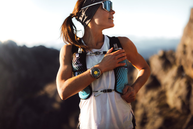 Met de Polar Grit X2 Pro brengt de maker van sporthorloges zijn robuuste topmodel naar dezelfde feature set als de Vantage V3.