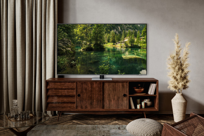 Samsung Q74C review: kan Samsungs middenklasse TV nog meekomen?