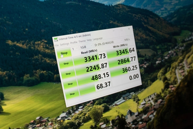 PCI-e 4.0 SSD in een PCI-e 3.0 laptop? Wij proberen het uit en vergelijken Samsung SSD 980 en SSD 980 Pro SSD's