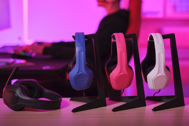 De&nbsp;Trust Zirox gaming headset is verkrijgbaar in vier kleuren &eacute;n drie varianten passend bij de huidige console generatie.